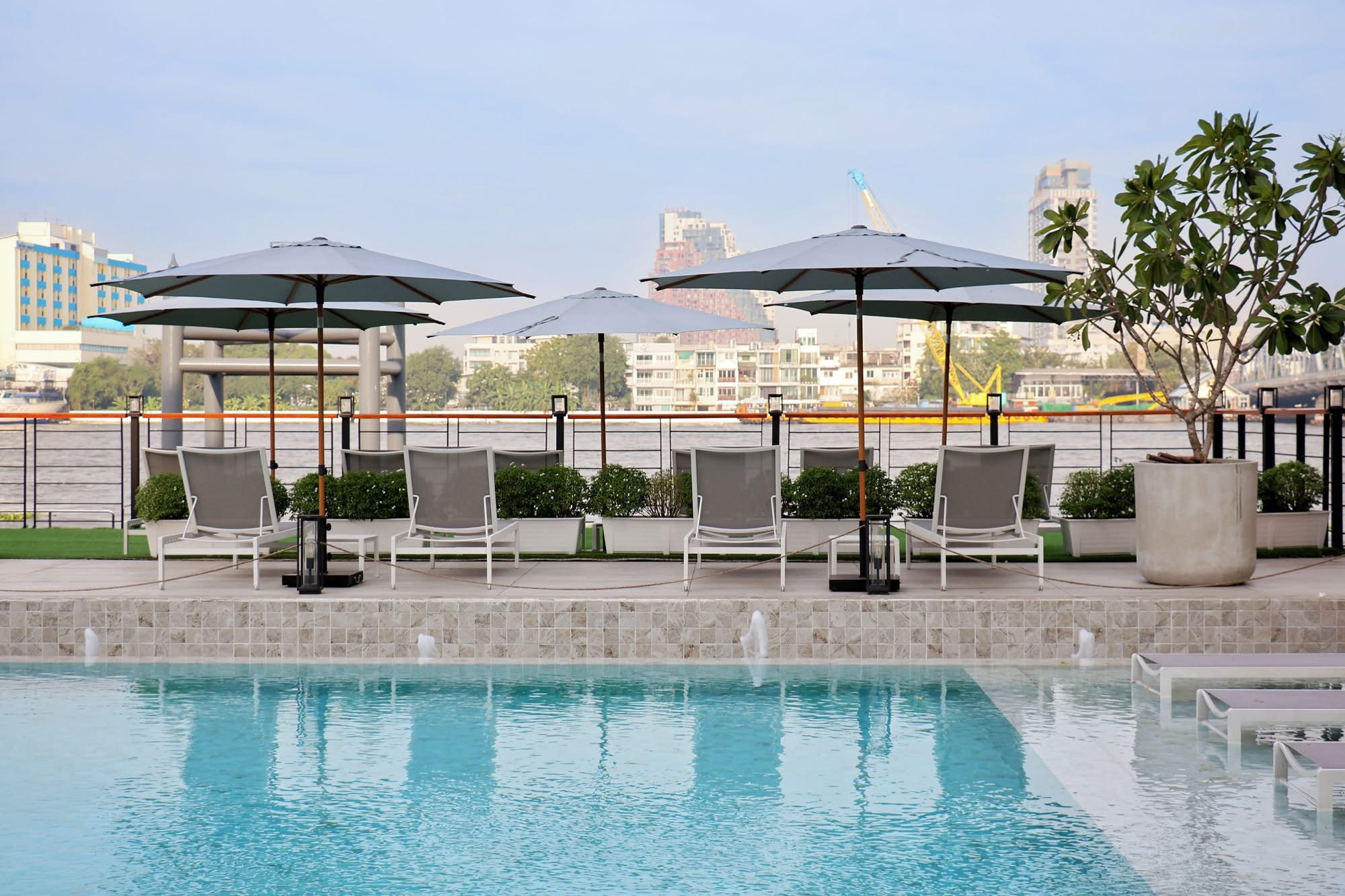 ห้อง <em>เมอริเดียน</em> — TARA Bangkok Riverside